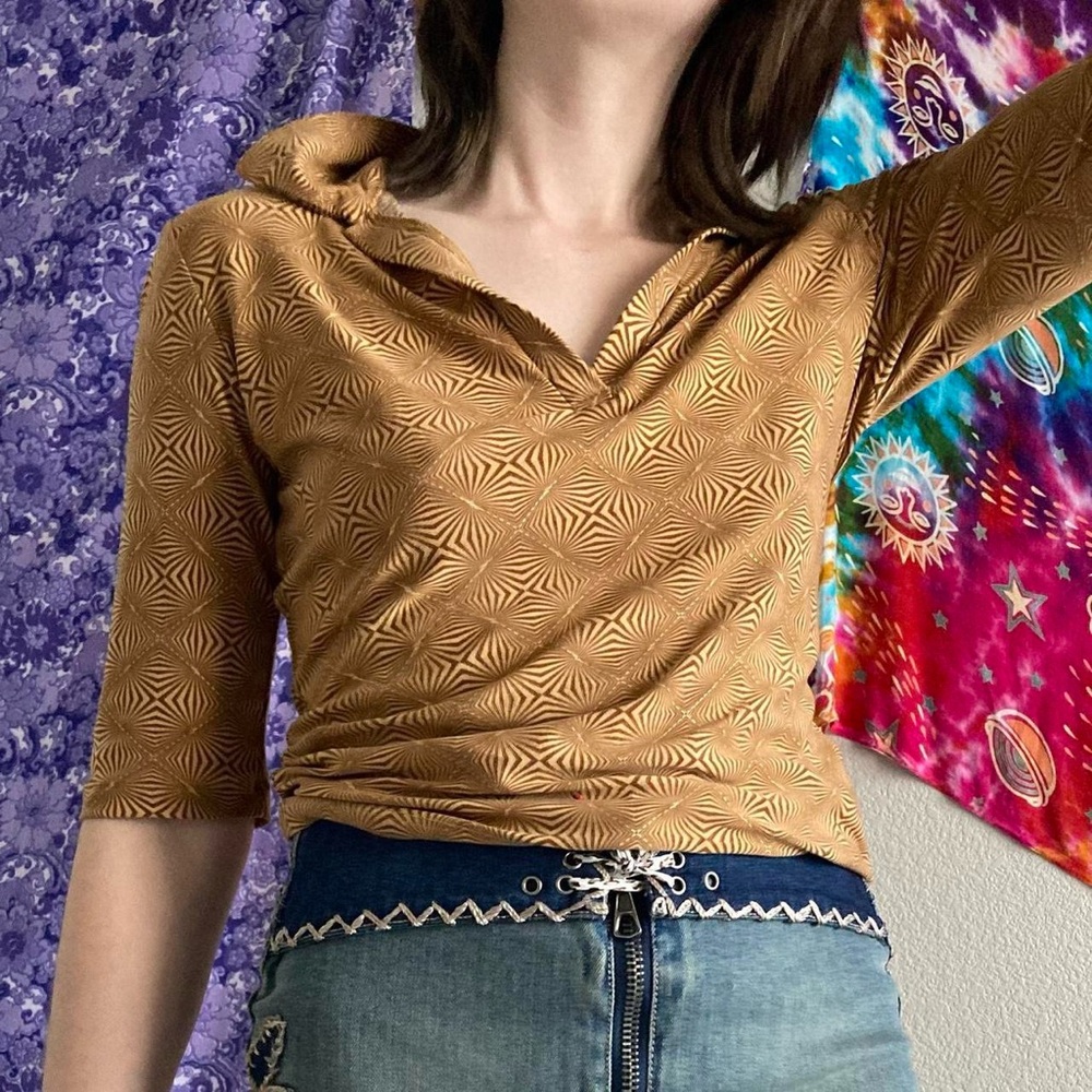 Vintage y2k does 70s collared shirt by xi